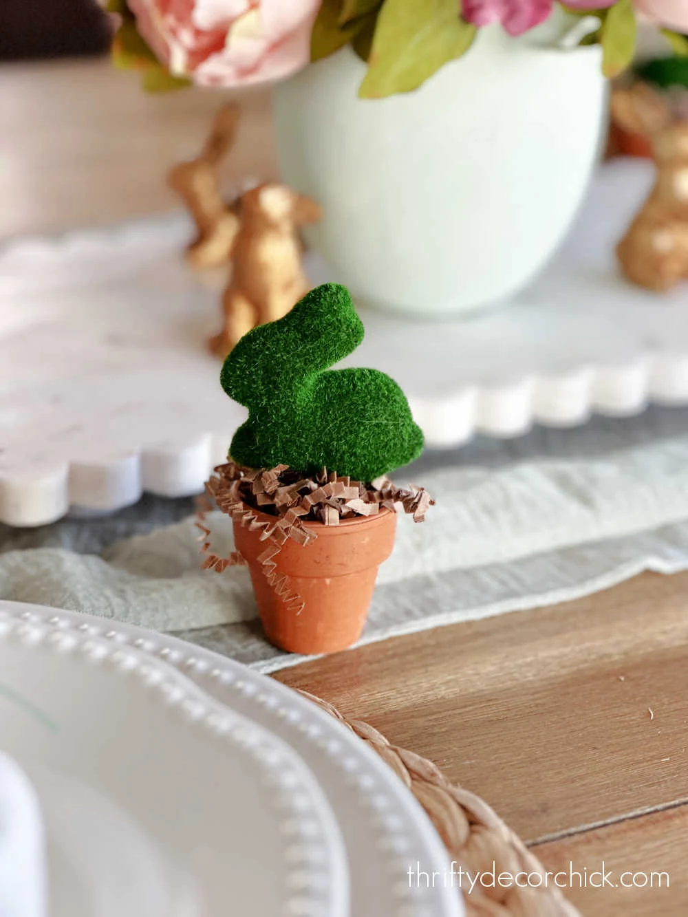 mini terracotta pots with bunny